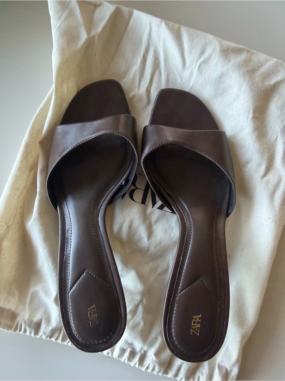 Zara Dark Brown Open-Toe Kitten-Heel Slide Mules - Picture 4 of 4